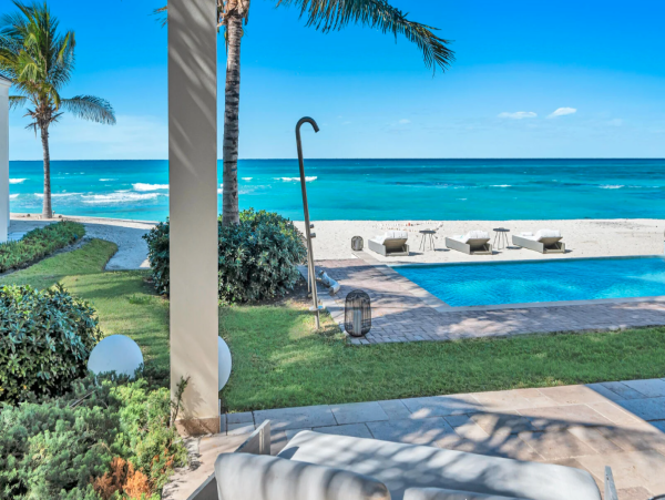 Luxurious Beach Villa in Bimini Bay - Your Ultimate Coastal Retreat
